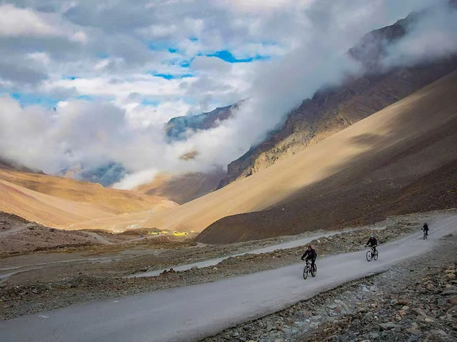 13 Days Cycling From Manali to Leh Tour
